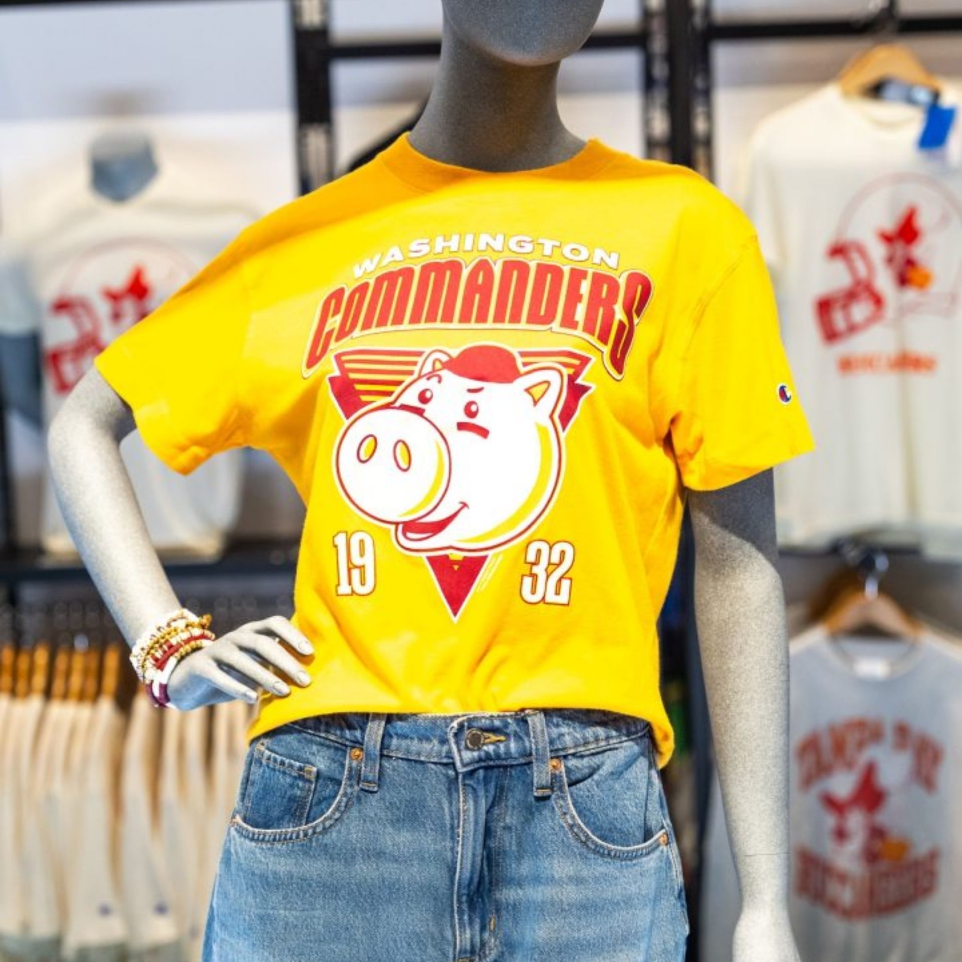 Washington Commanders Hamm T-Shirt