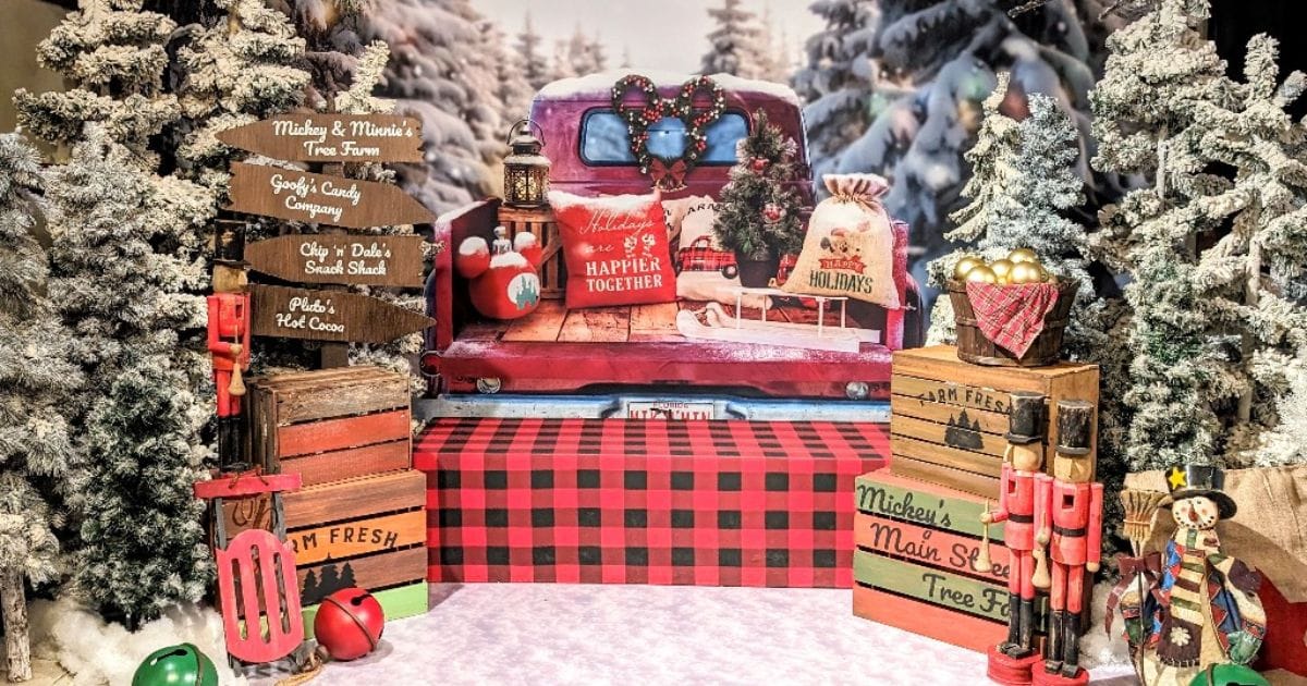 Photo shoot at the Disney PhotoPass Studio at Disney Springs