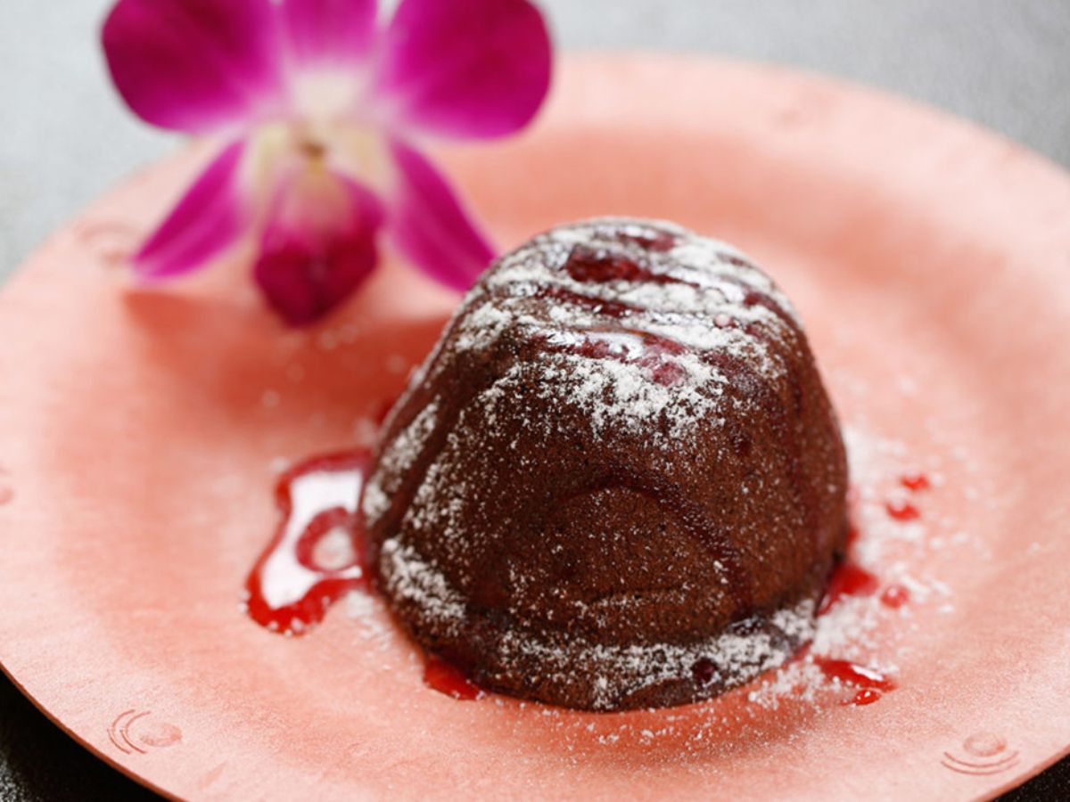A molten chocolate lava cake served at Universal Volcano Bay