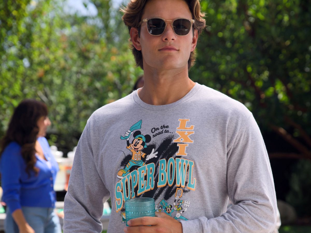 A close view of the Disney x NFL Mickey and friends Super Bowl shirt