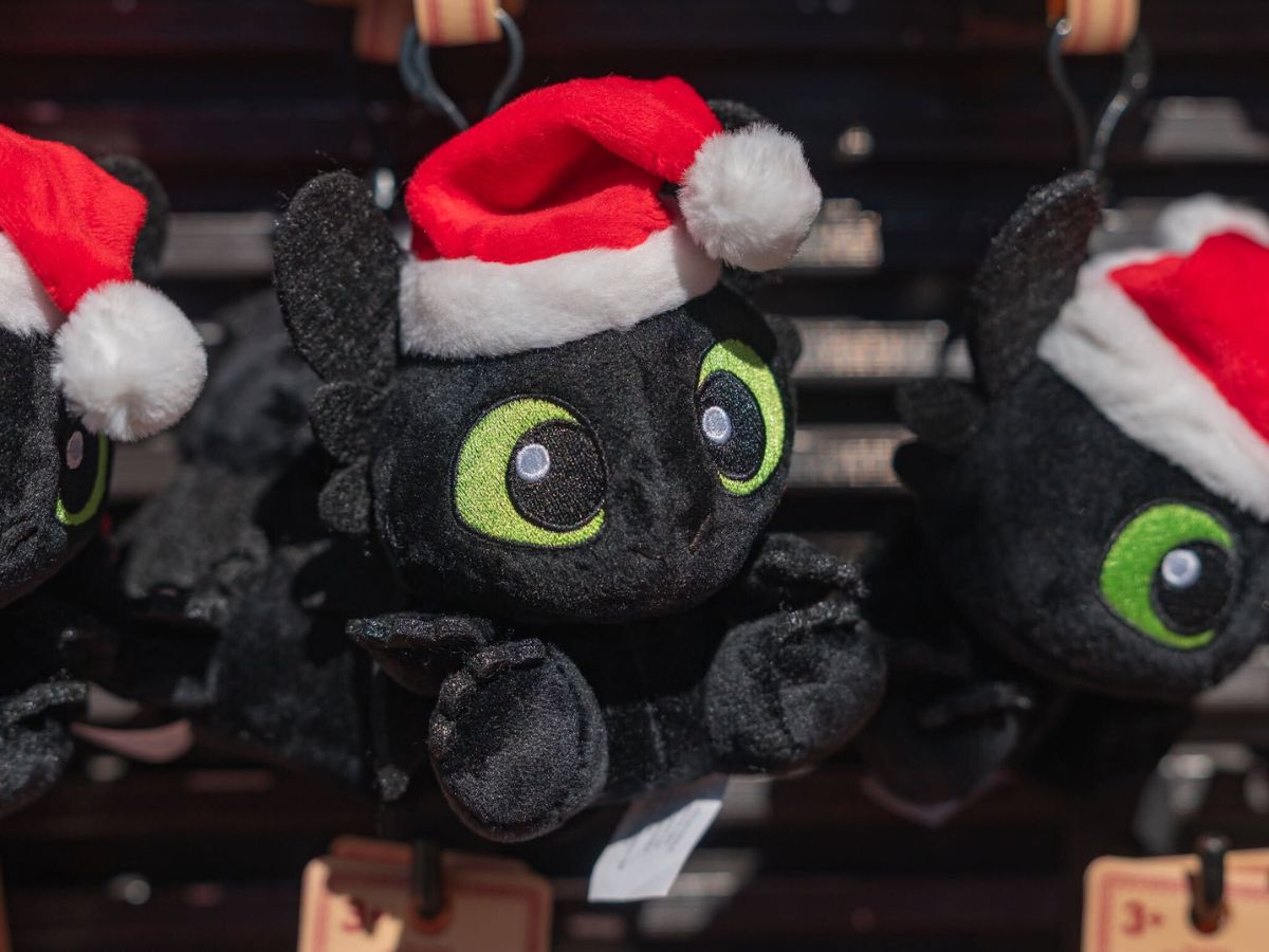 Santa Nightlight character keychain from How to Train Your Dragon